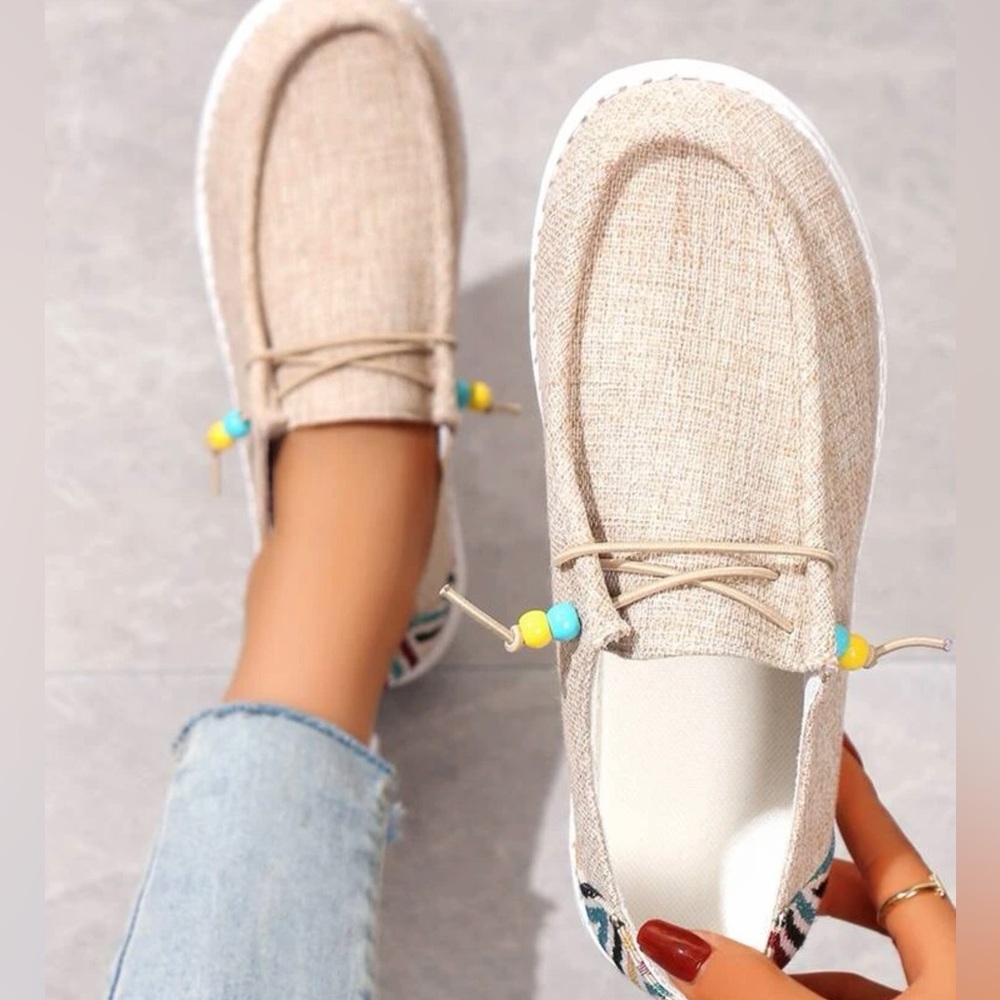 NWT WOMENS BOHO CANVAS SLIP ON SHOES TAN/ MULTICOLOR SIZE 42/10.5